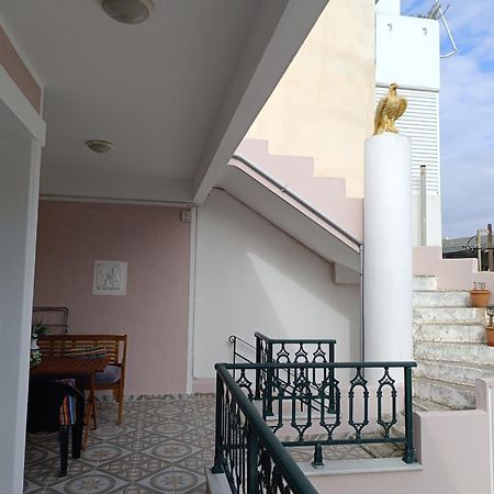 Spacious Apartment Corinth Bagian luar foto