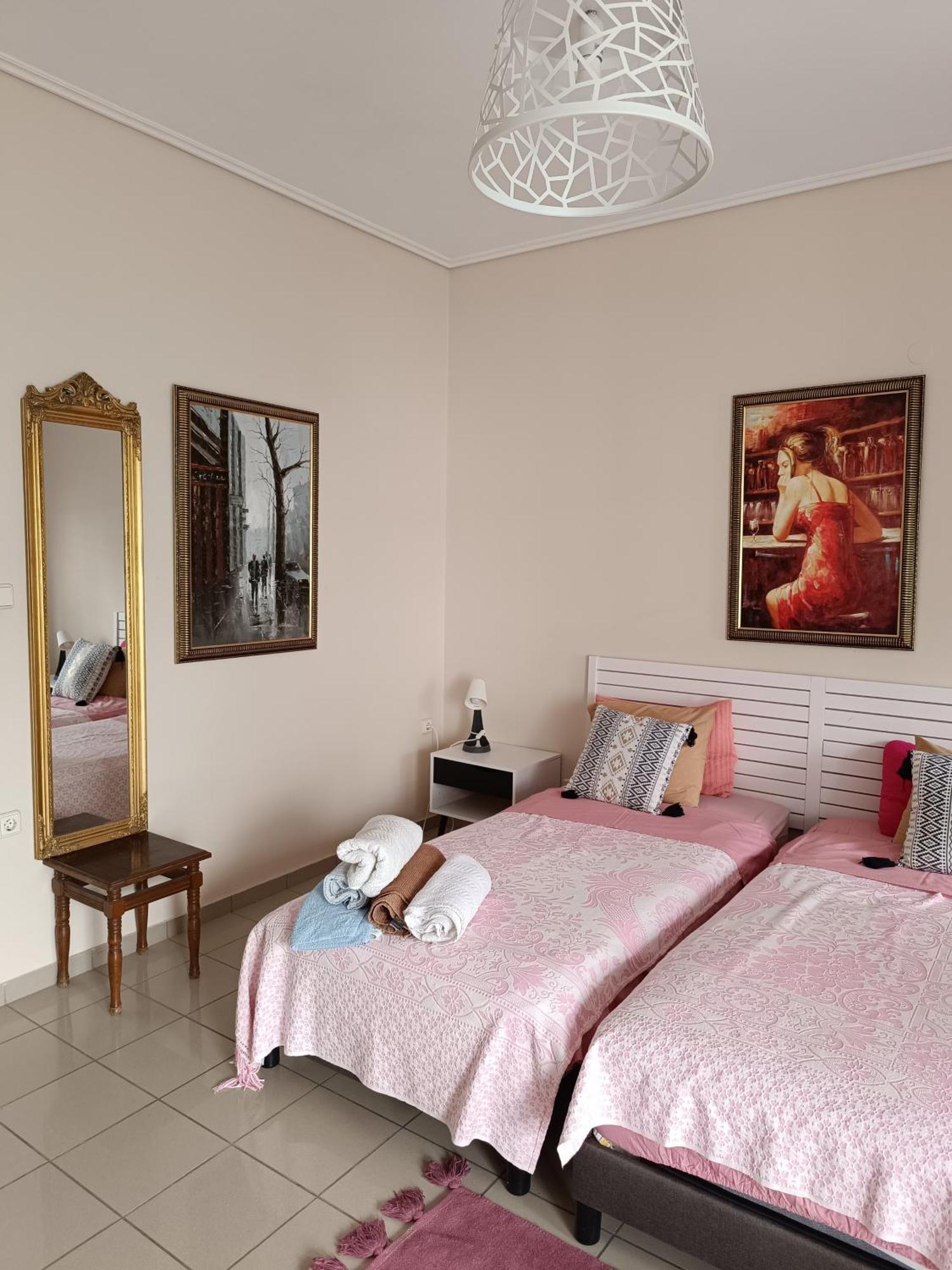 Spacious Apartment Corinth Bagian luar foto