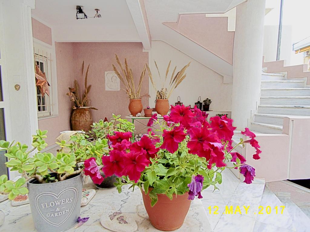 Spacious Apartment Corinth Bagian luar foto